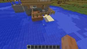 СИД НА САМУЮ МАЛЕНЬКУЮ И СТРАННУЮ ДЕРЕВНЮ В МАЙНКРАФТЕ С ХРАМОМ. (1.7.10-1.8.9