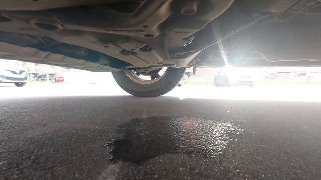 Течёт жидкость (вода?) из под защиты двигателя Mitsubishi Outlander III 2018