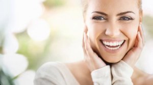 На телефон мужа пришло сообщение и видео. Включив его я остолбенела, как мой муж провёл корпоратив.