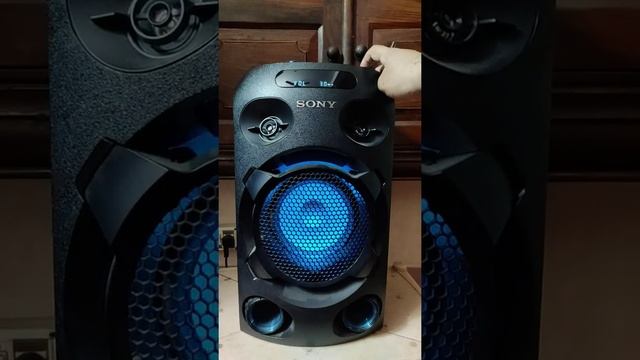 Sony MHC V02 Sound Test @ 70% Volume.. ??