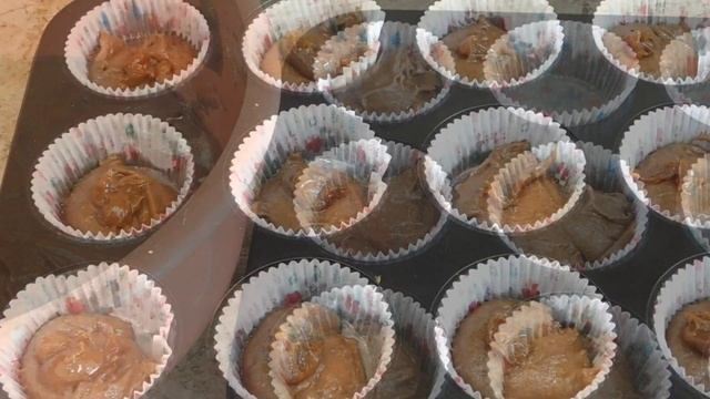 Нежные шоколадные КЕКСЫ! Простой рецепт/ Chocolate Cupcakes!
