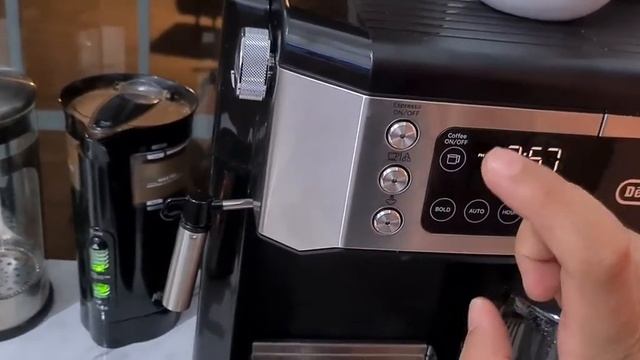 Maquina de expresso DeLonghi COM530 смотреть онлайн