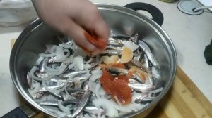 Черноморская шкара из тюльки, любимое блюдо рыбаков. Килька в томате в домашних условиях!