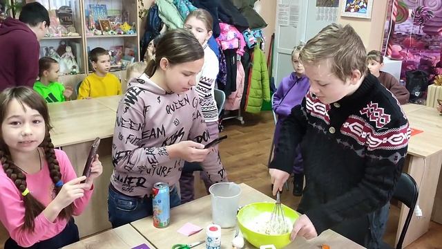 Цветы из теста, рецепт и инструкция приготовления смотреть онлайн