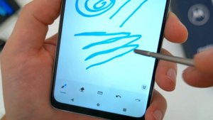 Motorola Moto G Stylus 5G (2022) Unboxing, Hands On & First Impressions!