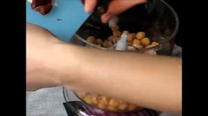 Паштет из нута с овощами