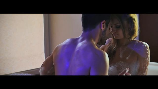 Съемка для видеостоков Adult jacuzzi смотреть онлайн