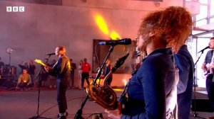 George Ezra - Green Green Grass (Live on The One Show)