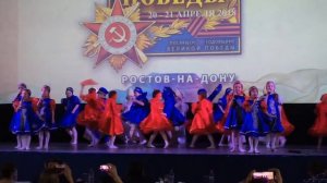 Танец «Росиночка Россия» Радужные капельки