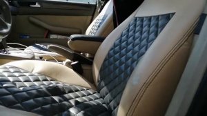 ?Audi A6 C5 какую функцию выполняет кнопка на внутренней стороне стойки со стороны водителя ?