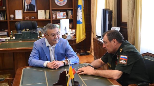 06-08-2017 Встреча Алексея Орлова с заместителем министра обороны РФ Дмитрием Булгаковым смотреть онлайн