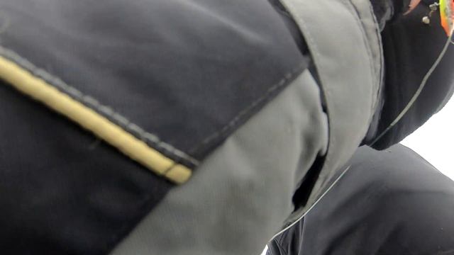 Рыбалка на Ладоге 23 Февраля. Ловля окуня с эхолотом Практик 8. Нужен эхолот зимой или нет? смотреть онлайн