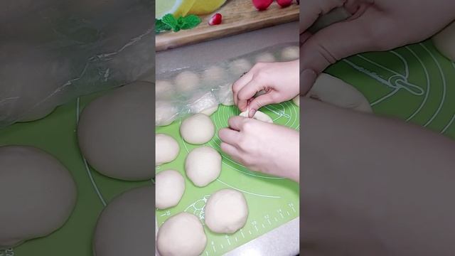 Оши палав, беляши, пирожки ва сосиски в тесте таёр шид мархамат