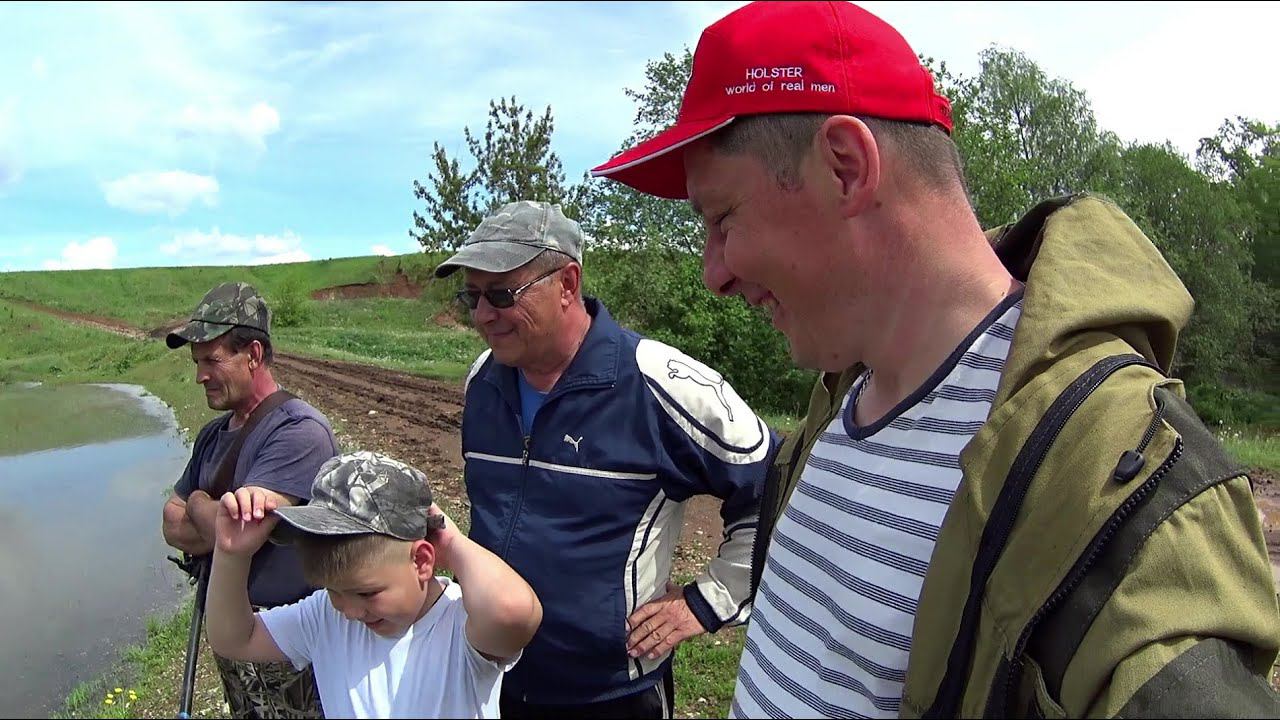 Первая летняя рыбалка.Как обычно ищем рыбу )).Отдых и супер природа.Линьки и карп на камеру в прыжке смотреть онлайн