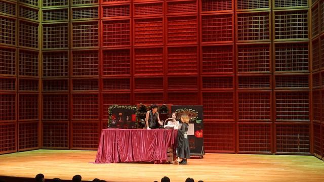 To Deal With A Devil, Show 2 смотреть онлайн