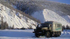 Суровые ЗИМНИКИ СЕВЕРА. Грузовики и экстремальные условия на зимнике!!!