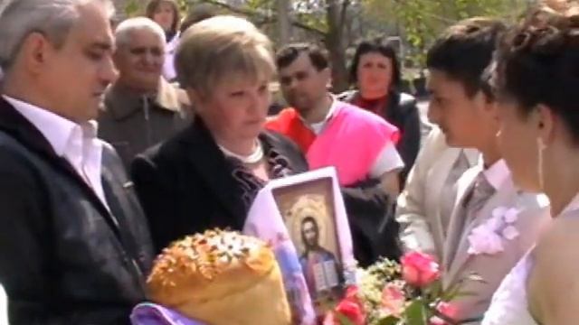 Молодожены заходят в ресторан. (VHS) ВИНТАЖ смотреть онлайн