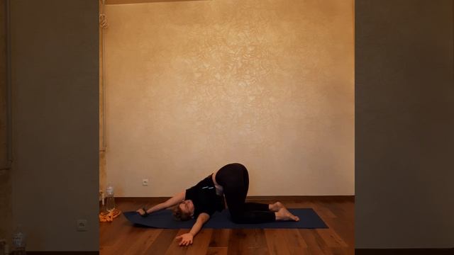 Хатха-йога с Викторией Кулишовой #kulishovayoga смотреть онлайн