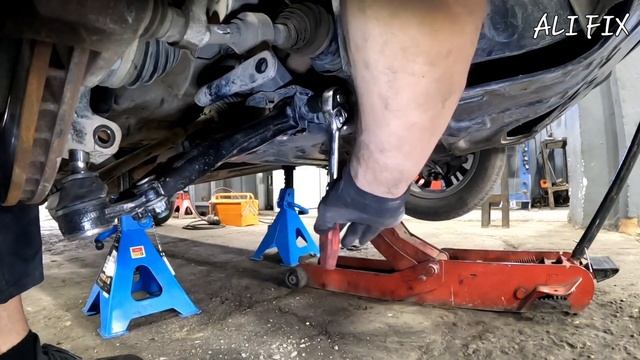 замена рычага-шаровой опоры-тяги стабилизатора... hyundai tucson 2015 смотреть онлайн