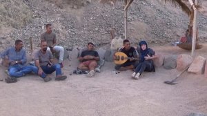 Лютня - музыкальный инструмент бедуинов?