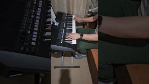 Прекрасная мелодия на синтезаторе из Христианской песни #закунц #синтезатор #music #armenia hogevor