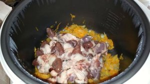 Куриные сердечки в молоке