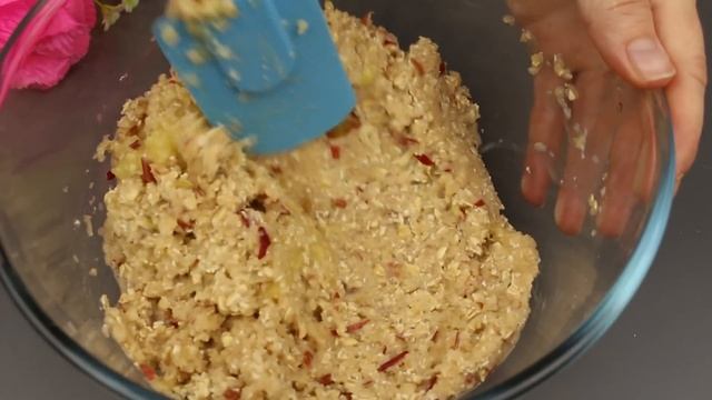 If you have oatmeal and apples, make apple pie. Sugarless! No flour! No oil! смотреть онлайн