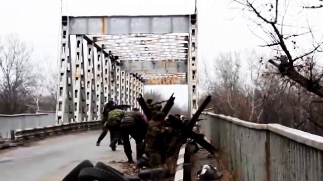 ЗВЕРОБОЙ - Едут-едут БТРы (клип)