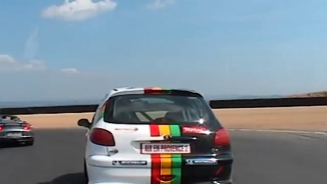 205 GTI 2 LITRES 16 SOUPAPES VS SUBARU CIRCUIT LEDENON смотреть онлайн