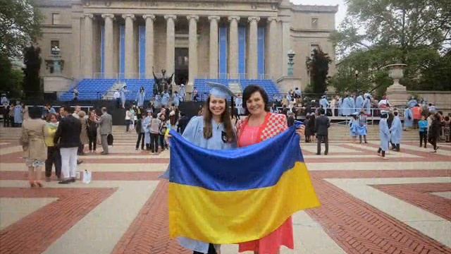 С 8 Марта учителей 22 школы! смотреть онлайн