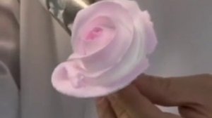 Как украшают  свадебный торт. Свадебное видео