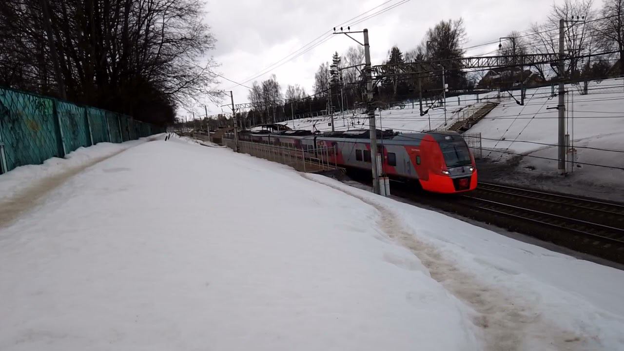 Электричка солнечногорск поваровка. Ласточка Москва Тверь. Электрички Химки Тверь. Сходня электричка. Поезд Тверь