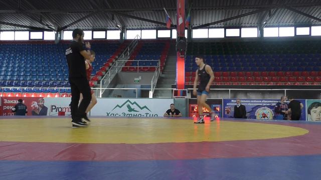 Бибиев Сулейман (Казбековский р-н) - Абдурахманов Расул (Дербент) смотреть онлайн