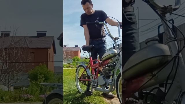 Мотовелосипед оригинальной конструкцией.
