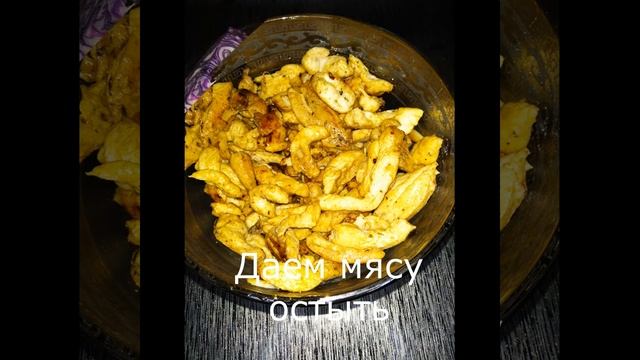 Вкусная, сочная куриная грудка в сочетании с красной капустой смотреть онлайн