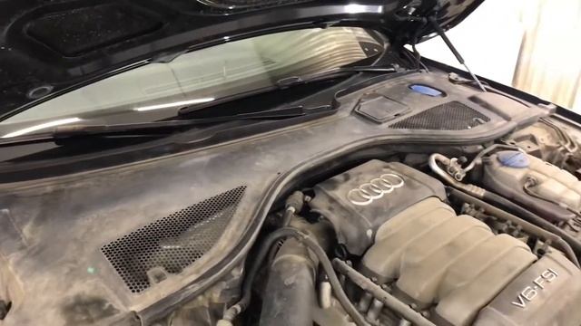 Некоторые тонкости очистки подкапотного пространства смотреть онлайн