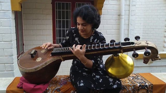 Ed Sheeran | Shape of you | Indian mashup | Raga & moods | Mom daughter Veena смотреть онлайн