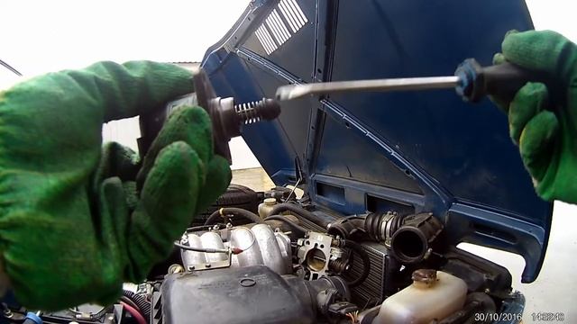 Чистка дроссельной заслонки и регулятора холостого хода. смотреть онлайн