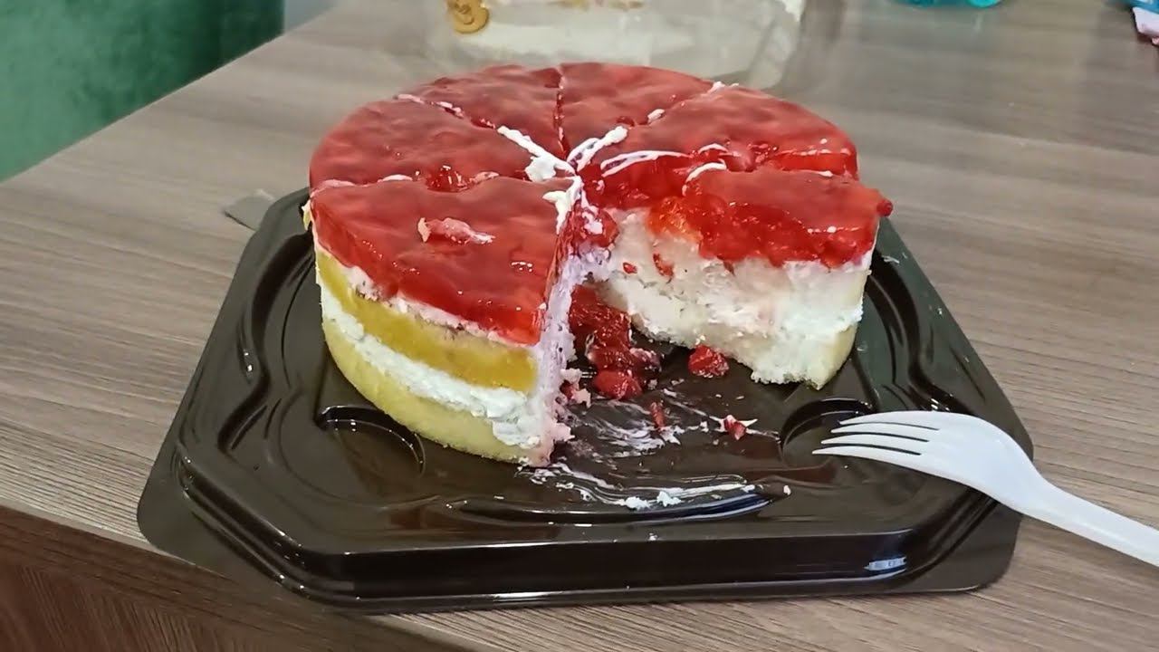 ПРОБУЕМ ТОРТ Рената АКЗАМОВА..НАШ НОМЕР В МОСКОВСКОЙ ГОСТИНИЦЕ. смотреть онлайн