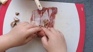 Самые вкусные говяжьи рулетики с беконом, сыром и грибами