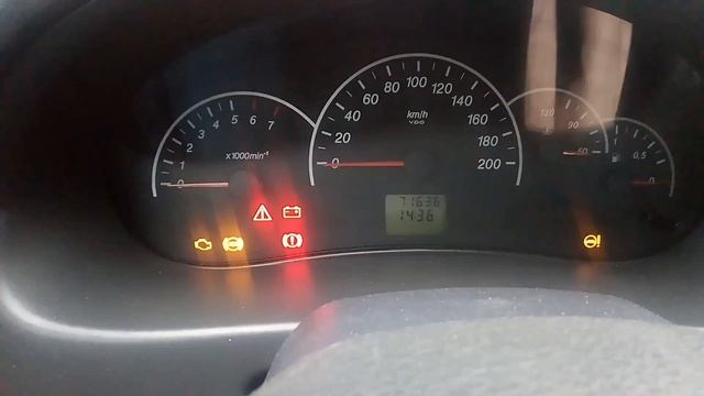 Приора плохо заводится на холодную. И то, после нажатия педали газа смотреть онлайн