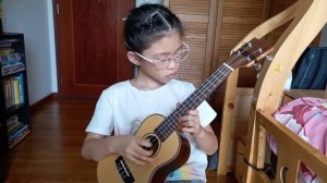 Serene ukulele solo playing the songs " Spanish Romance"