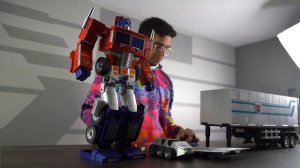 Unboxing World's FIRST Auto-Converting TRAILER + ROLLER! Robosen Transformers Optimus Prime Review