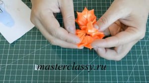 DIY Kanzashi rose tutorial. Канзаши - роза своими руками. Лучший видео урок