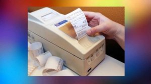 Почему кассиры в магазинах надрывают чеки?