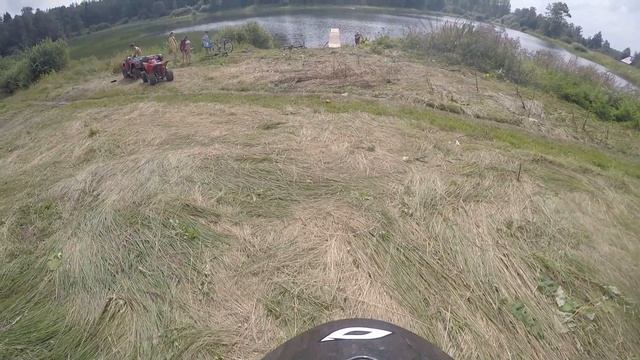 Прыжки в воду на велосипедах ) смотреть онлайн