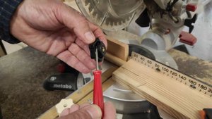 Самодельная гайка-барашек. Ручка-крутилка. Штурвальчик. Homemade wooden knob.