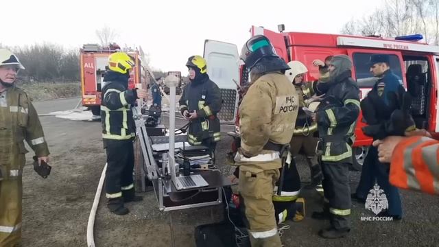 МЧС публикует видео пожара в нижегородском Дзержинске.