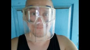 Косим траву возле дома