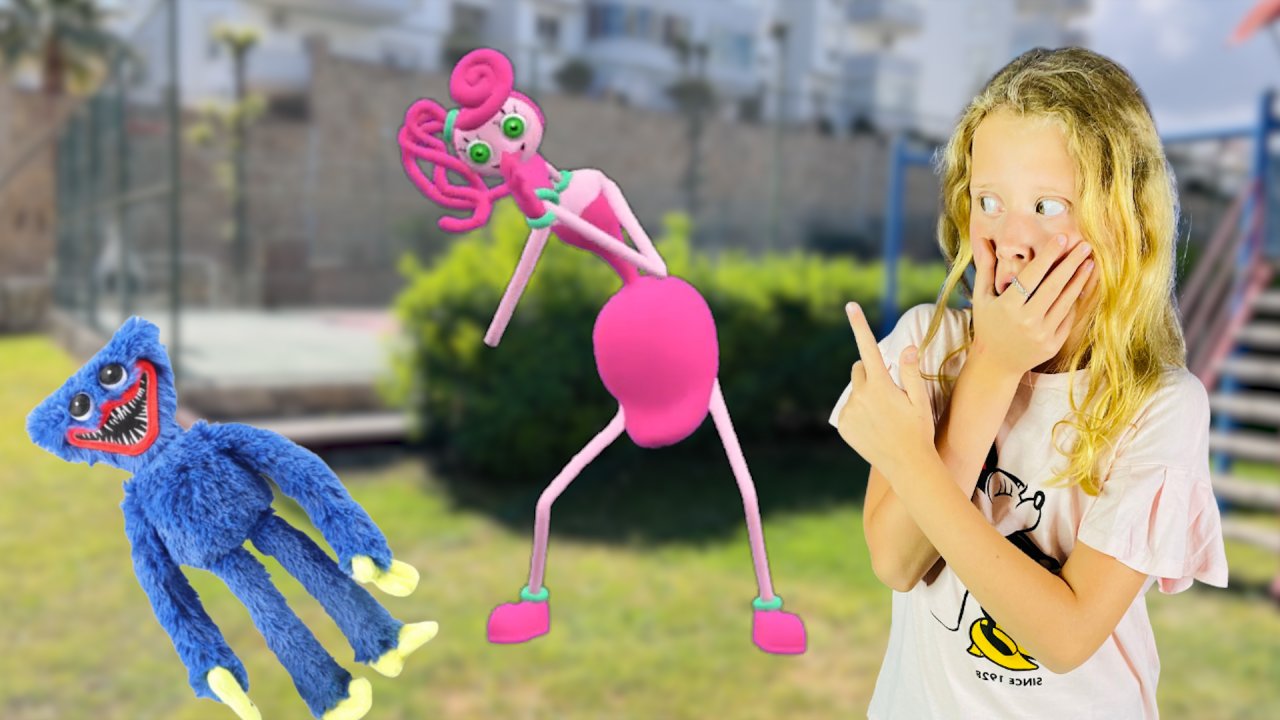 Хагги Вагги и МАМА ДЛИННЫЕ НОГИ в реальной жизни